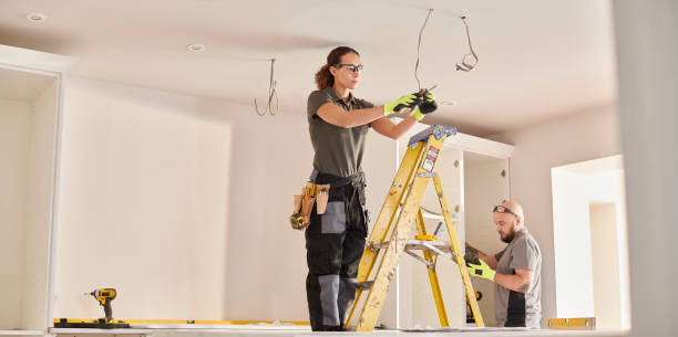 Best Affordable Emergency Electrician  in Elgin, TX